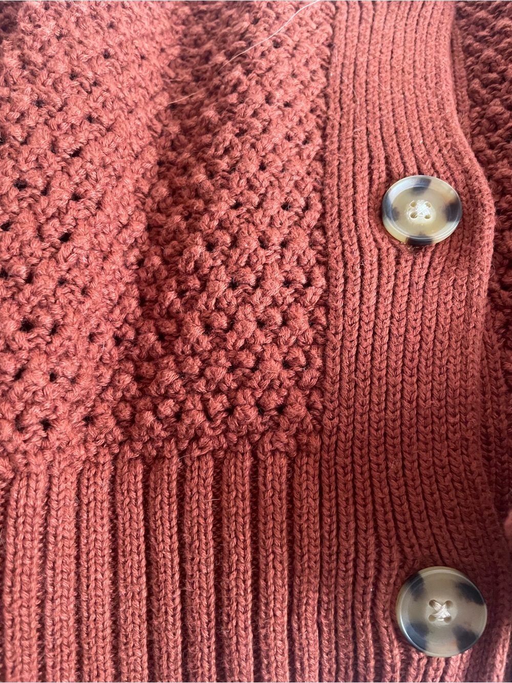 GAP Cardigan - Picture 3 of 4